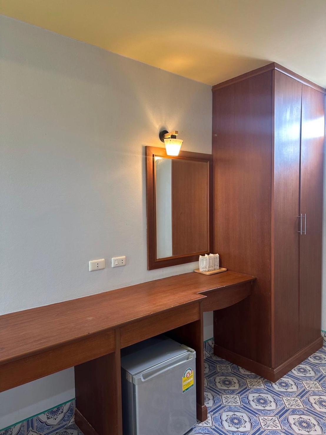 Sunsea Resort Baan Khai Екстер'єр фото
