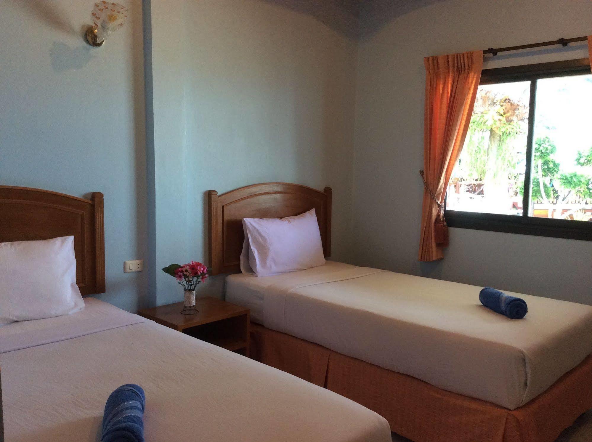 Sunsea Resort Baan Khai Екстер'єр фото